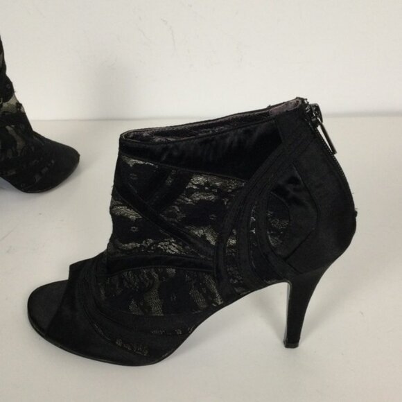 👛 (ANY 2/$25) COLLECTION PORTIA Annabelle 3.75” Heels with Solid Fabric/Mesh - Picture 7 of 13